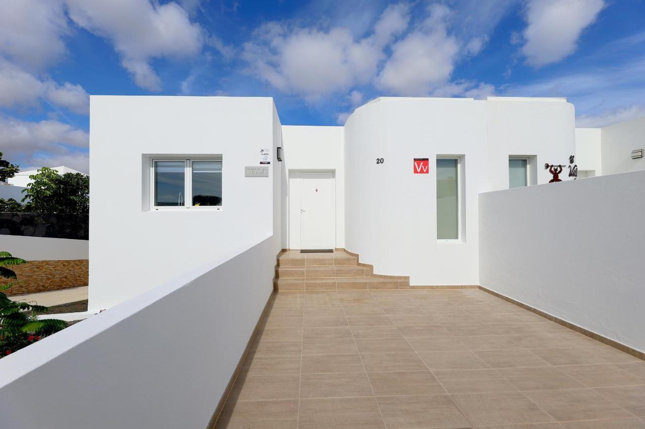 Bella, Modern 4 Bed Playa Blanca (Lanzarote)