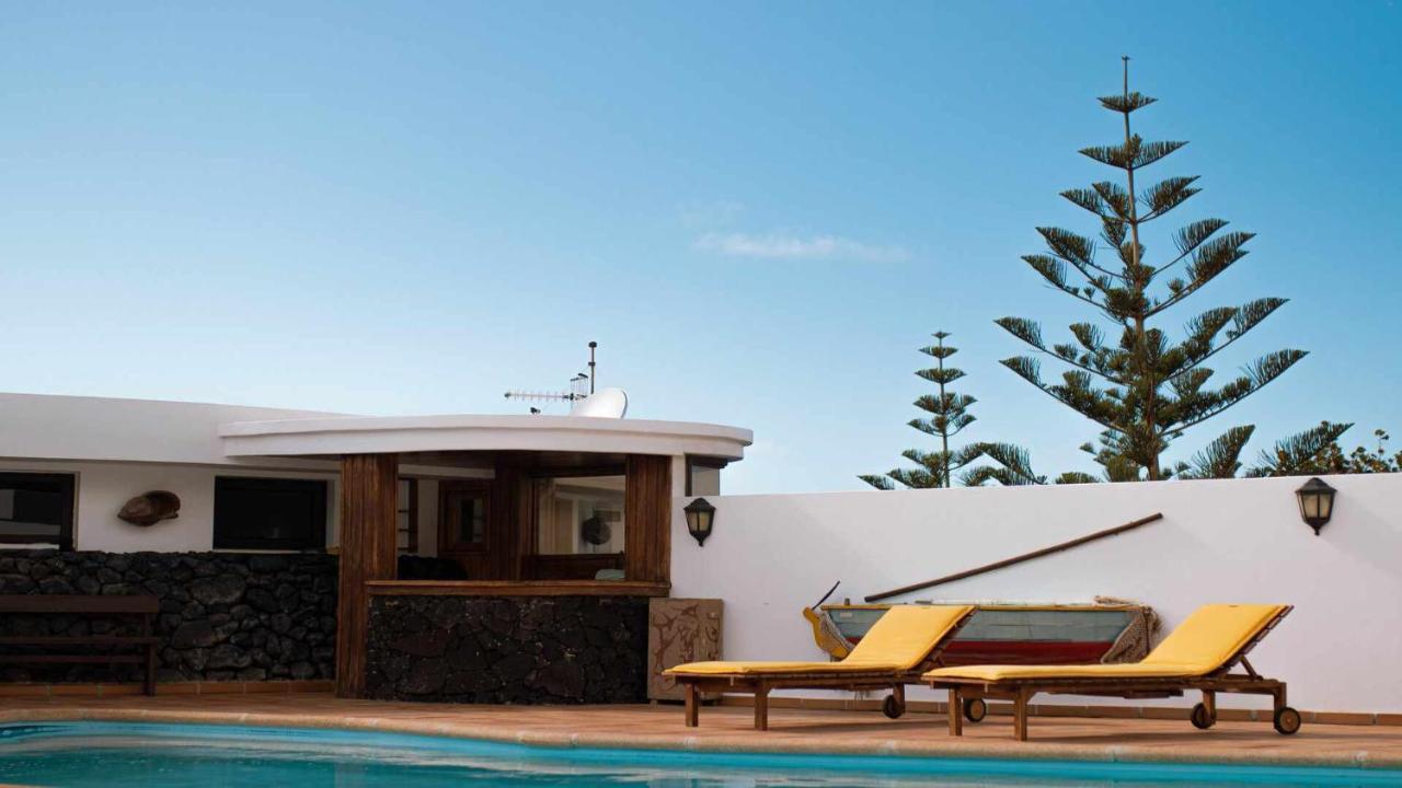 Allende Con Piscina Privada Y Ac Villa Famara