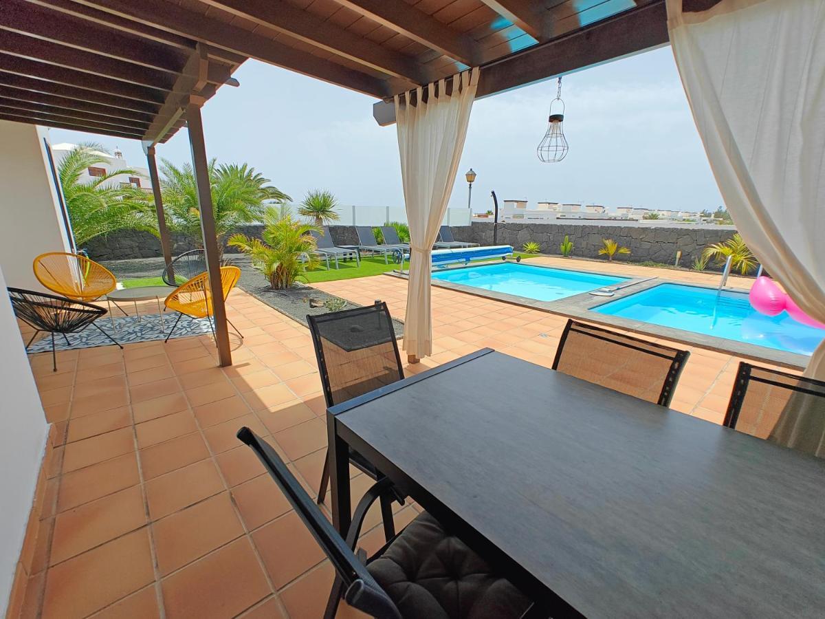 Villa Casa Del Sol Naciente - Heated Pools - Wifi - Uk,be,nl,fr Tv Channels Playa Blanca (Lanzarote)