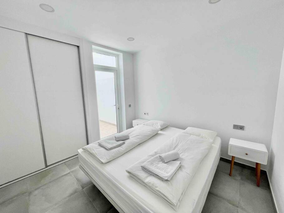 Weybeach 7 - New, Modern, Stylish, Fully Equipped Apartment