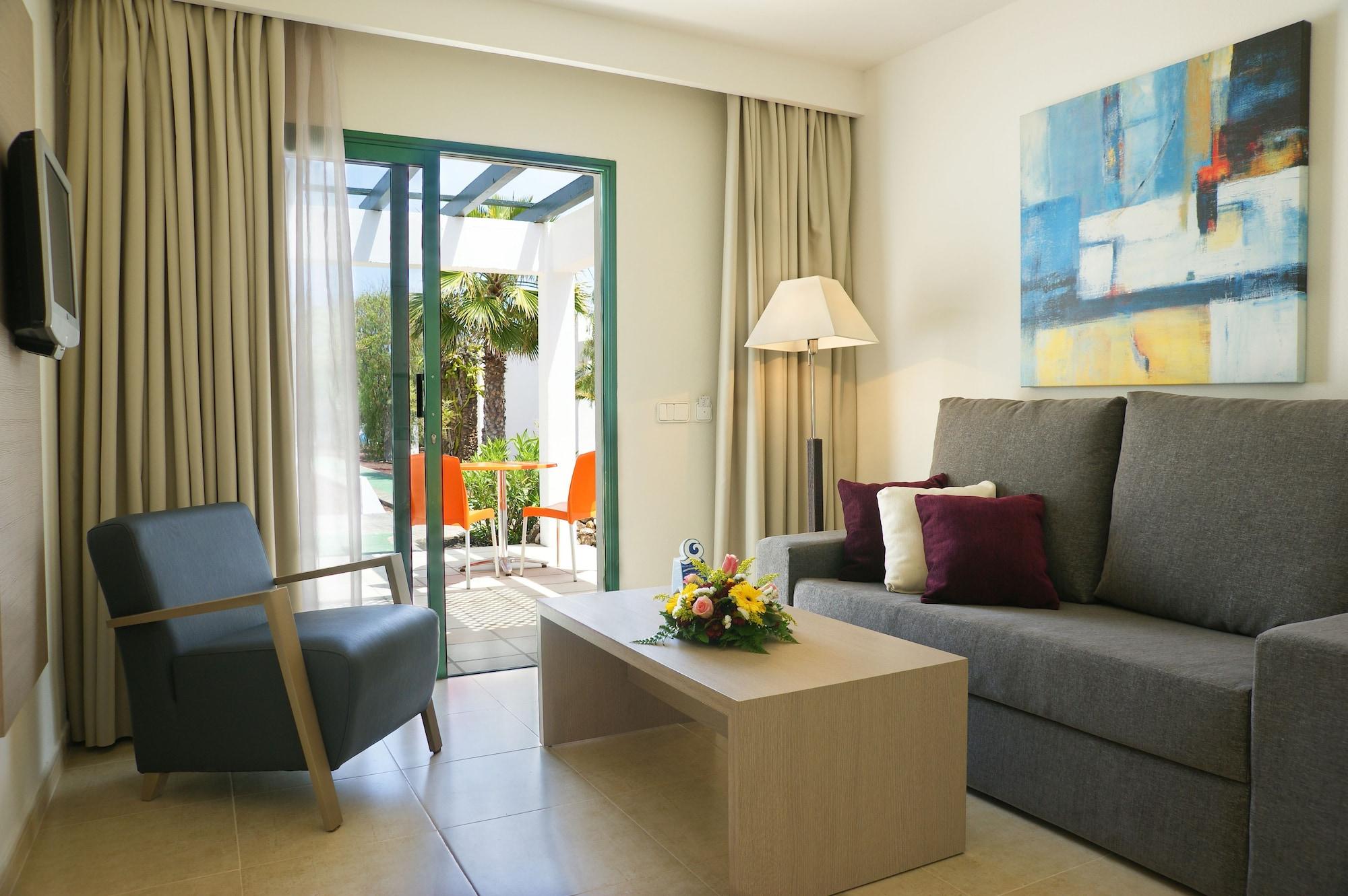 Hotel Relaxia Lanzasur Club - Aqualava Water Park