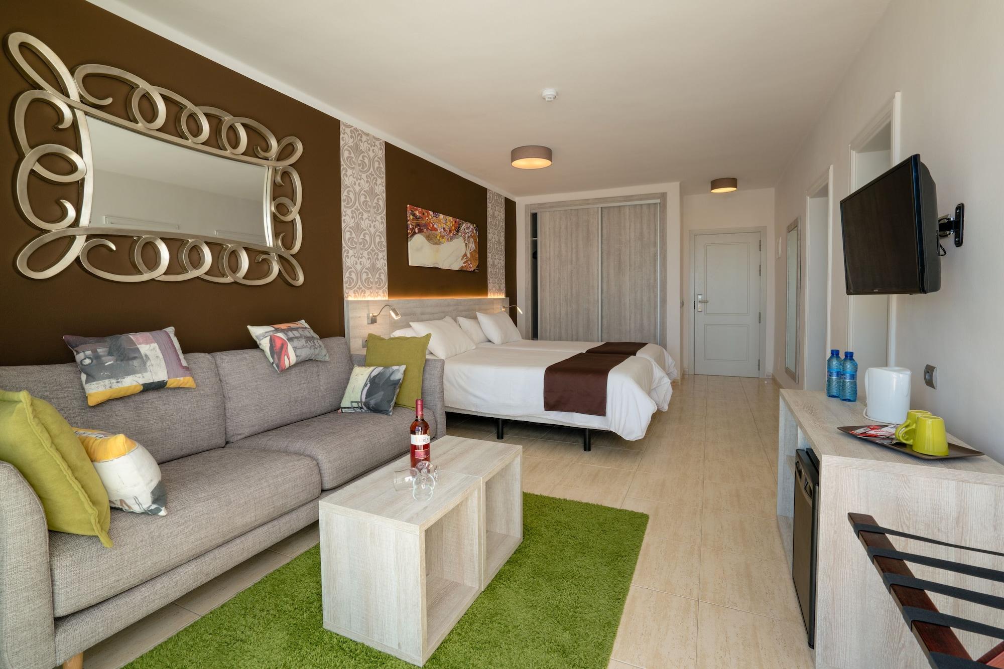 Apartahotel Galeon Playa 3*