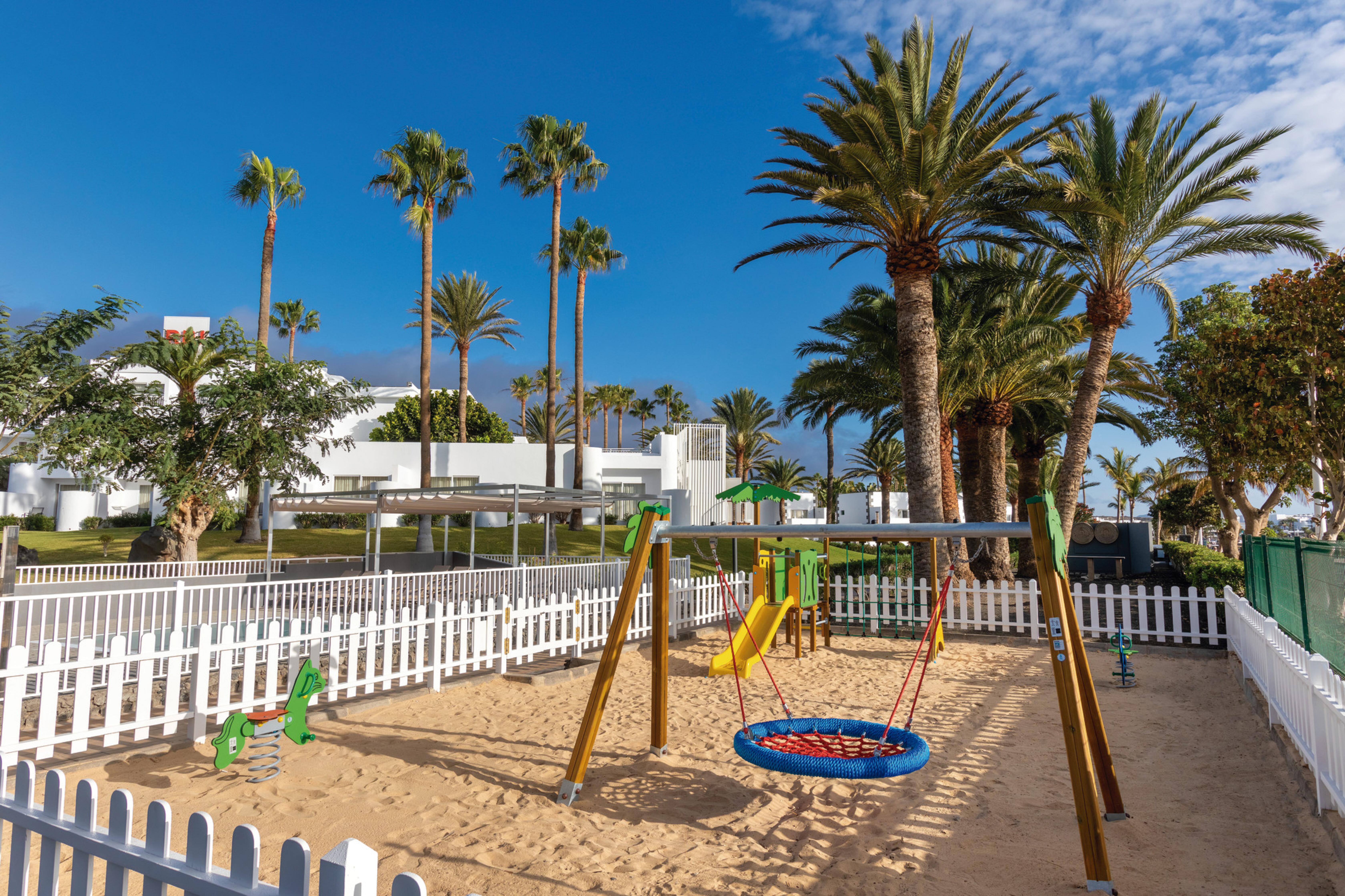 Hotel Riu Paraiso Lanzarote 4*
