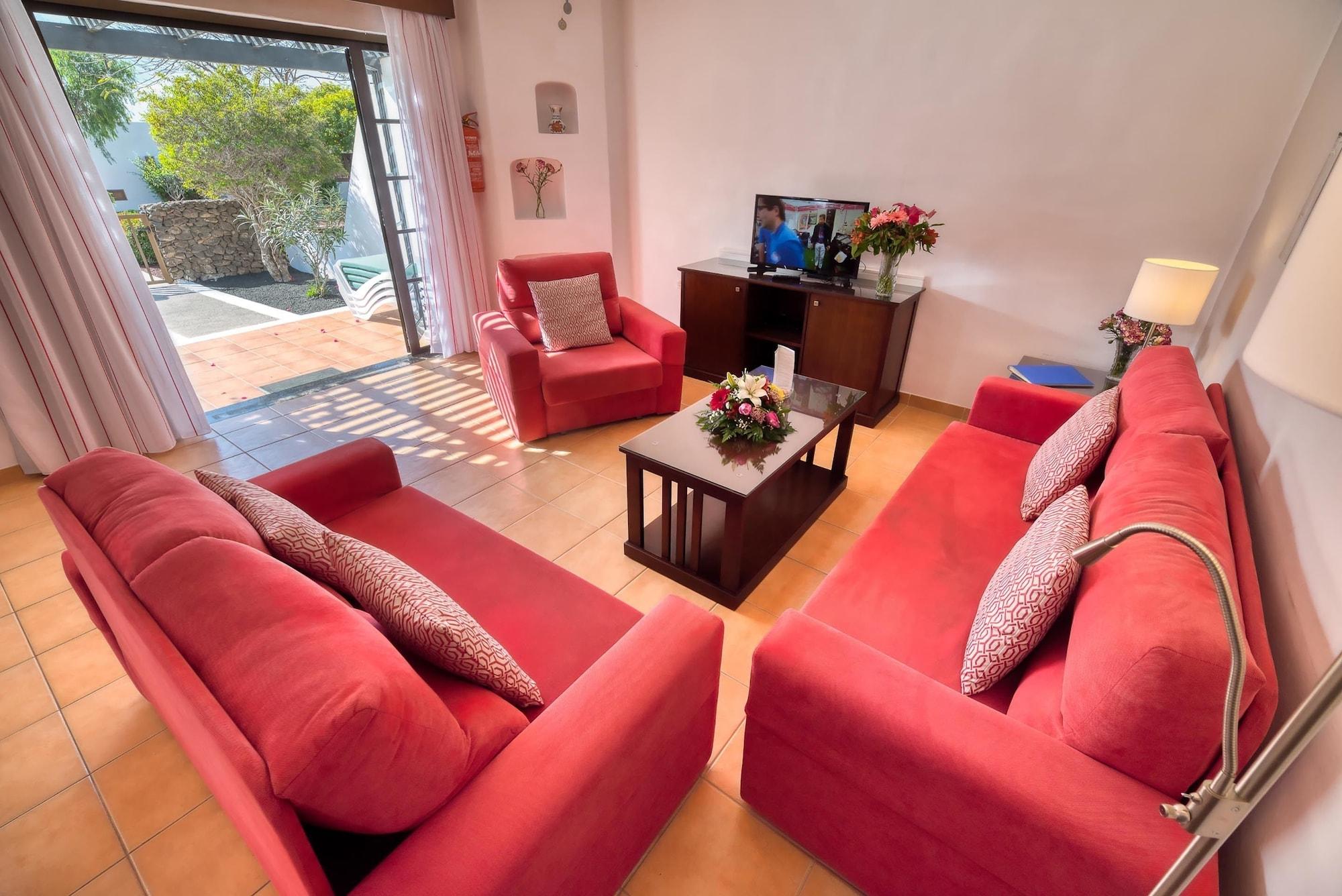Aparthotel Ona Casitas 4*