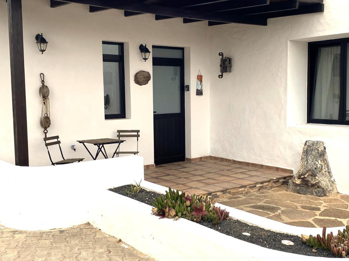 Casa Del Amigo Carmelo Country house *