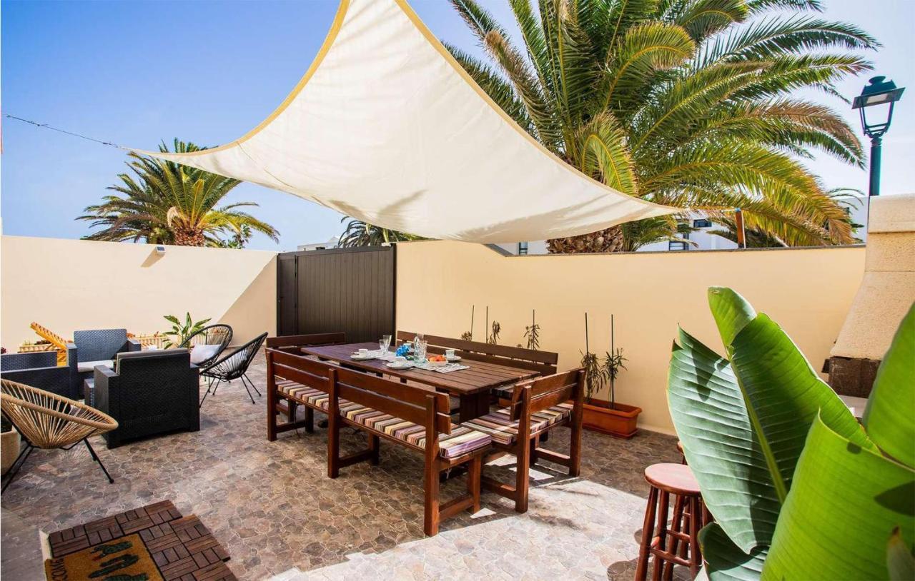 Lanzabur Costa Teguise