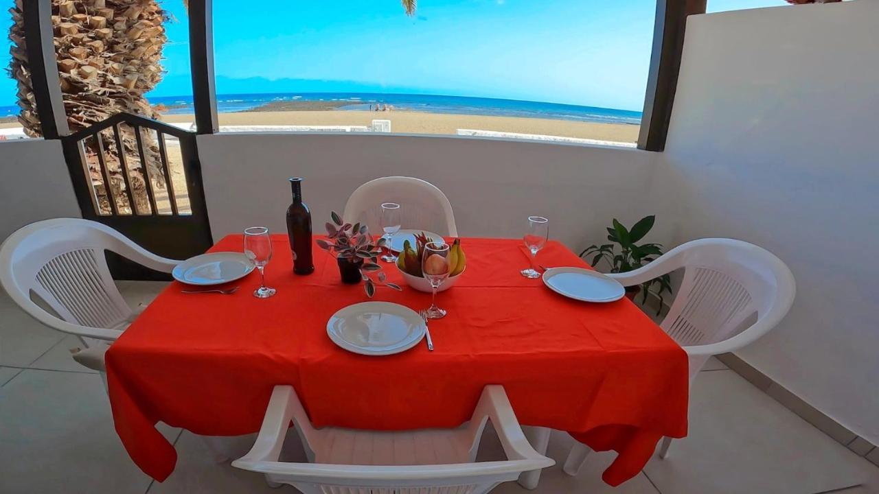 Tierra, Primera Linea Mar Apartment Playa Honda (Lanzarote)