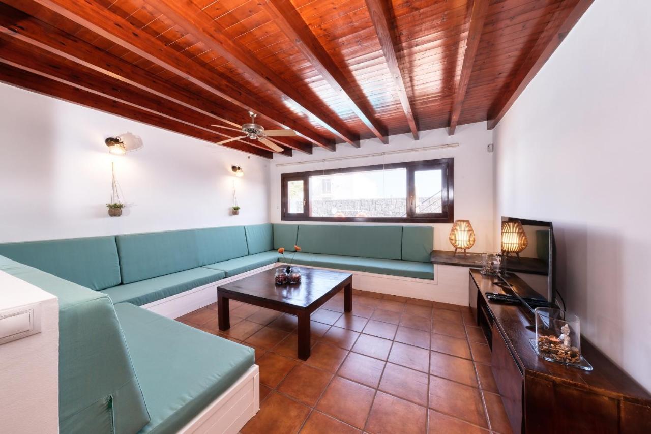 Villa Aurelia - Pool, Jacuzzi, Bbq And Ping-pong By Lanzarote Playa Blanca (Lanzarote)