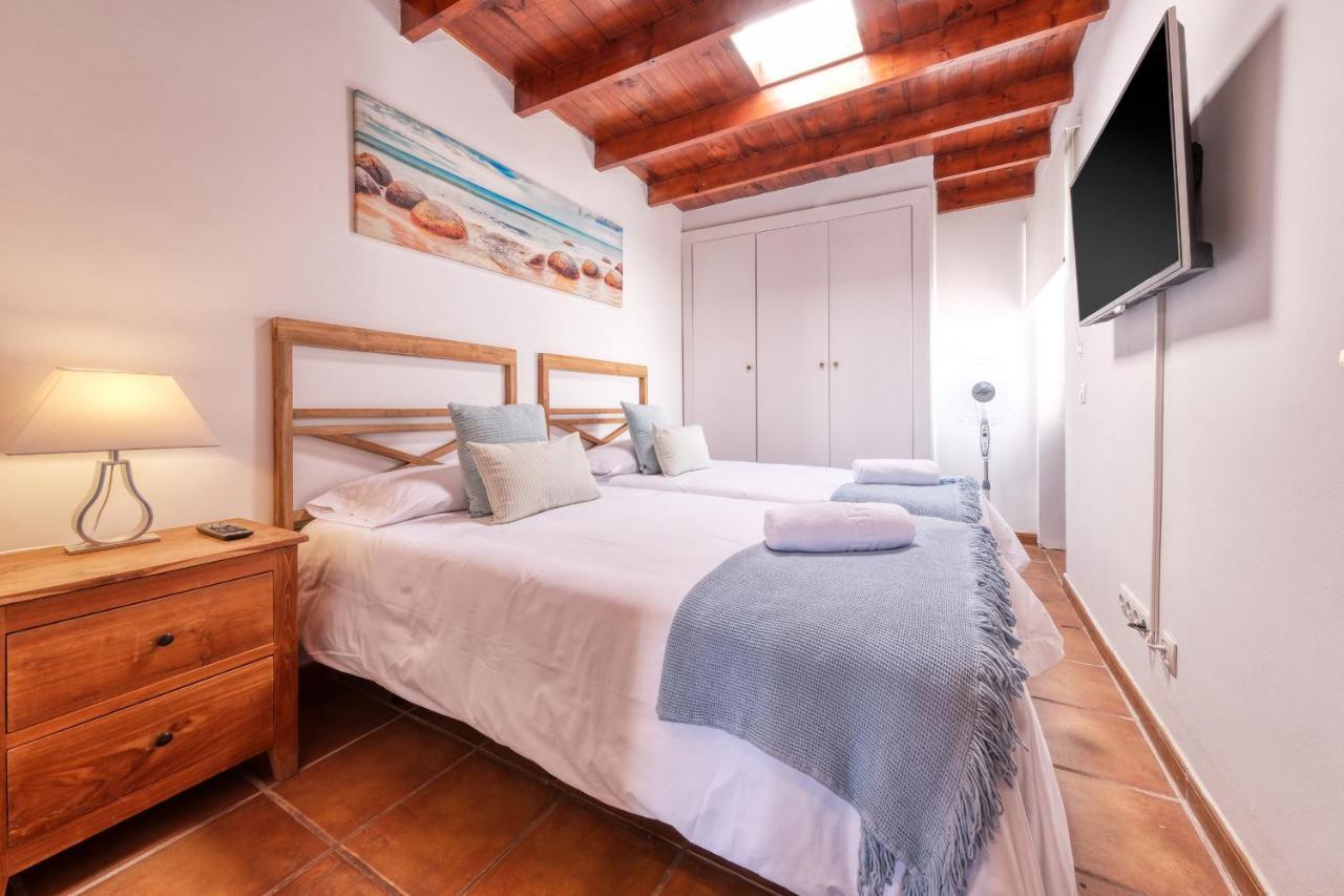 Villa Aurelia - Pool, Jacuzzi, Bbq And Ping-pong By Lanzarote