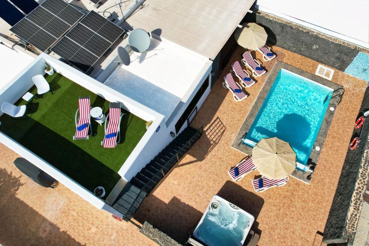 Aurelia-pool, Jacuzzi And Solarium Playa Blanca (Lanzarote)