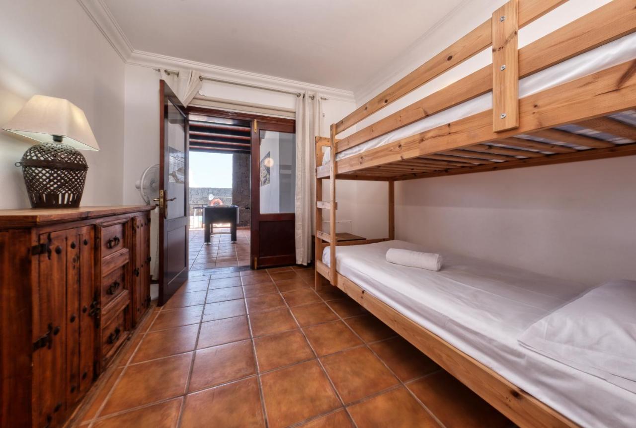 Aurelia-pool, Jacuzzi And Solarium Villa *
