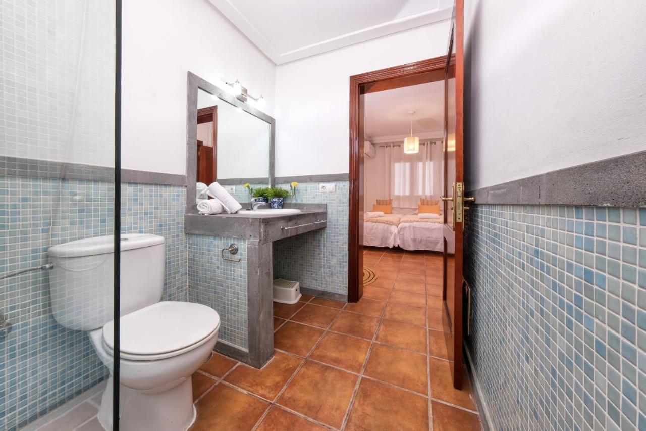 Aurelia-pool, Jacuzzi And Solarium Playa Blanca (Lanzarote)