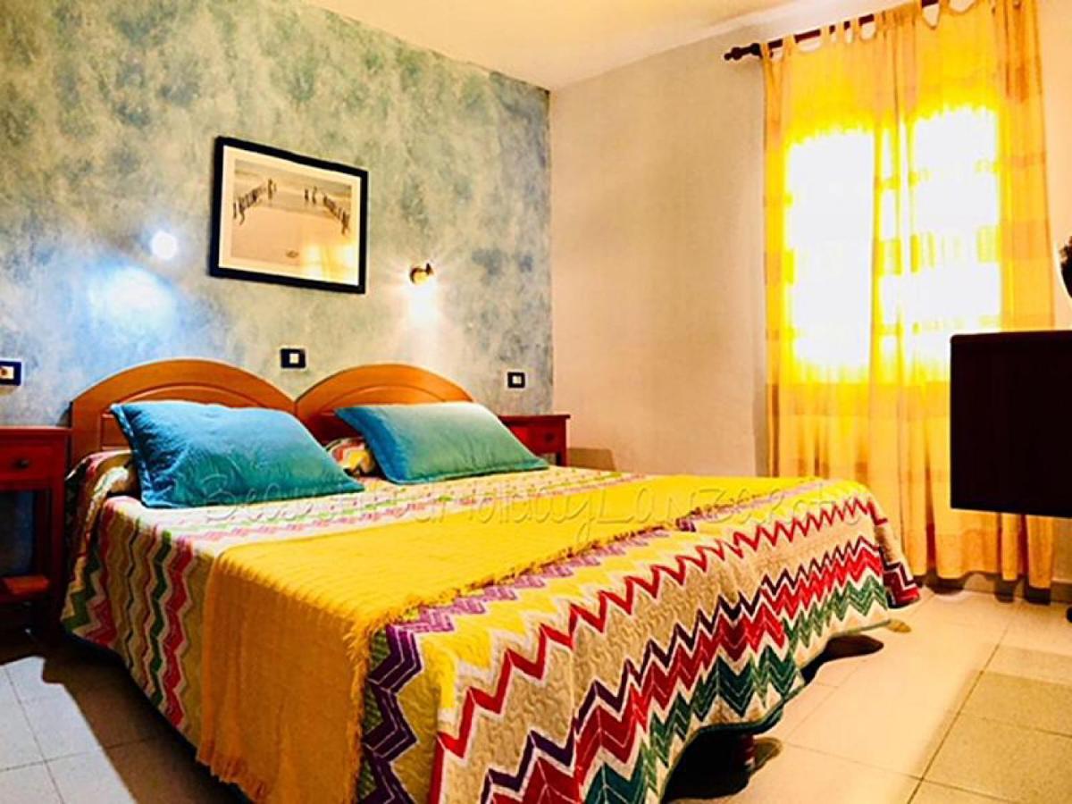 Bellisima 200m From The Ocean With Pool, Wifi Sat-tv Apartment Puerto del Carmen (Lanzarote)