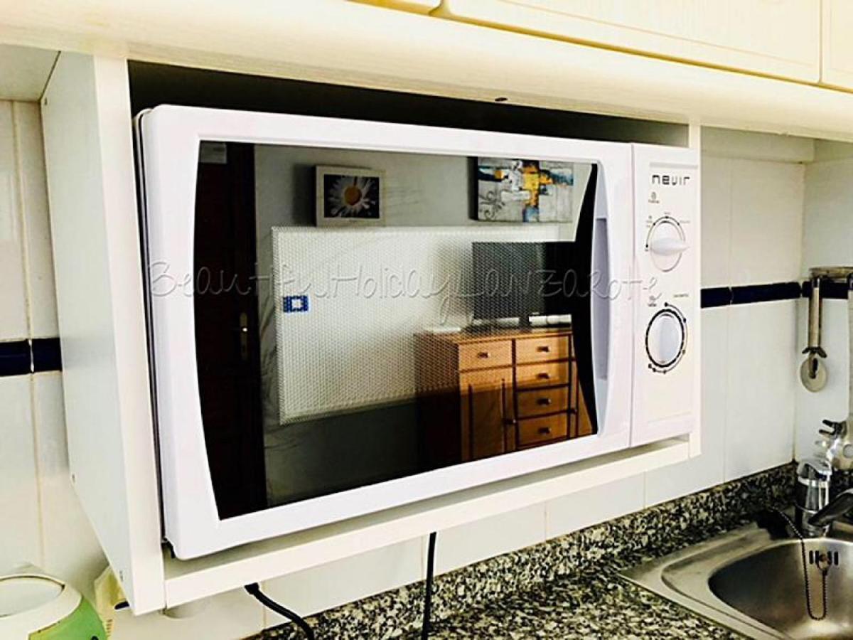 Apartment Bellisima 200m From The Ocean With Pool, Wifi Sat-tv Puerto del Carmen (Lanzarote)