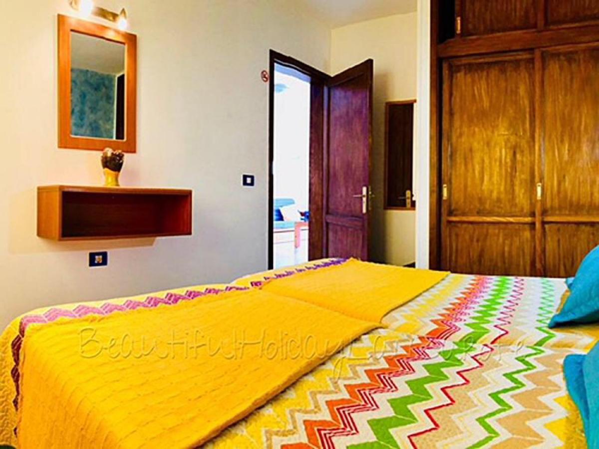 Bellisima 200m From The Ocean With Pool, Wifi Sat-tv Apartment *