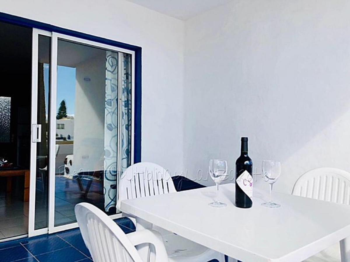 Bellisima 200m From The Ocean With Pool, Wifi Sat-tv Puerto del Carmen (Lanzarote)