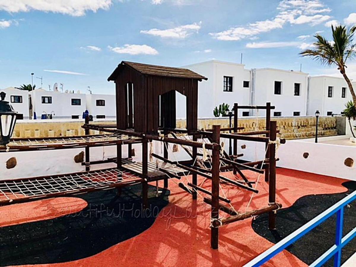 Bellisima 200m From The Ocean With Pool, Wifi Sat-tv *