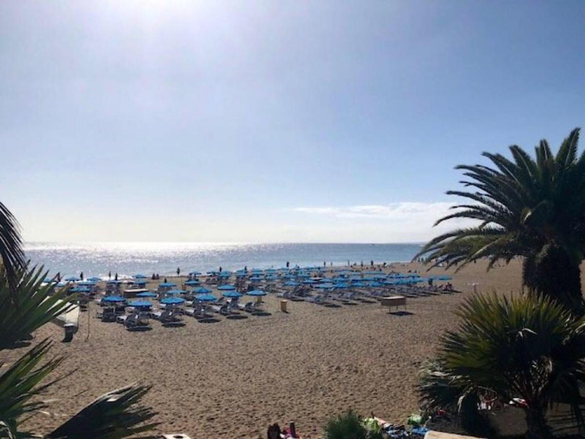 Bellisima 200m From The Ocean With Pool, Wifi Sat-tv Puerto del Carmen (Lanzarote)