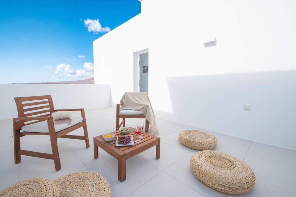 Casa Lolalo - Modern With Pool, 15min Walk To Marina Rubicon Holiday home *