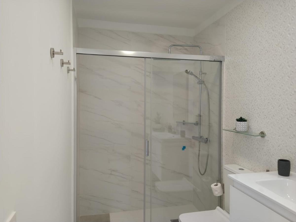 Apartamento Paseo Del Mar- Playa Roca Sea Front Access - Free Ac - Wifi Costa Teguise