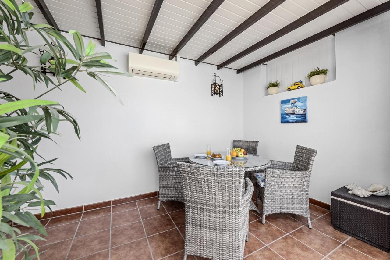 Hola Arnage Pool View Apartment *