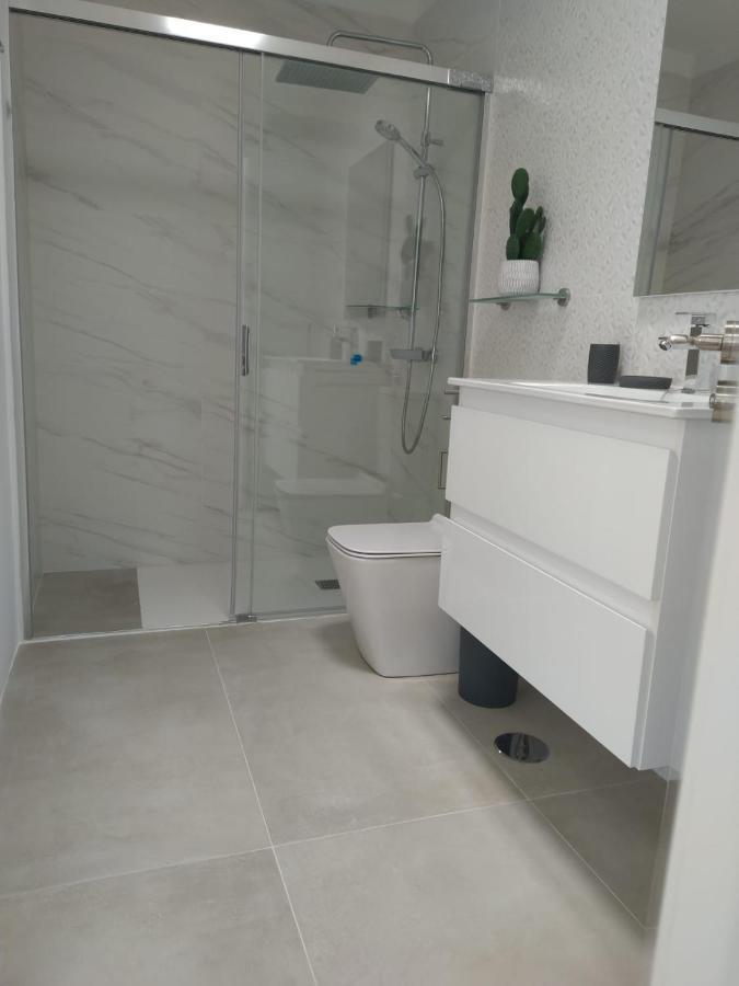 Paseo Del Mar- Playa Roca Sea Front Access - Free Ac - Wifi * Costa Teguise