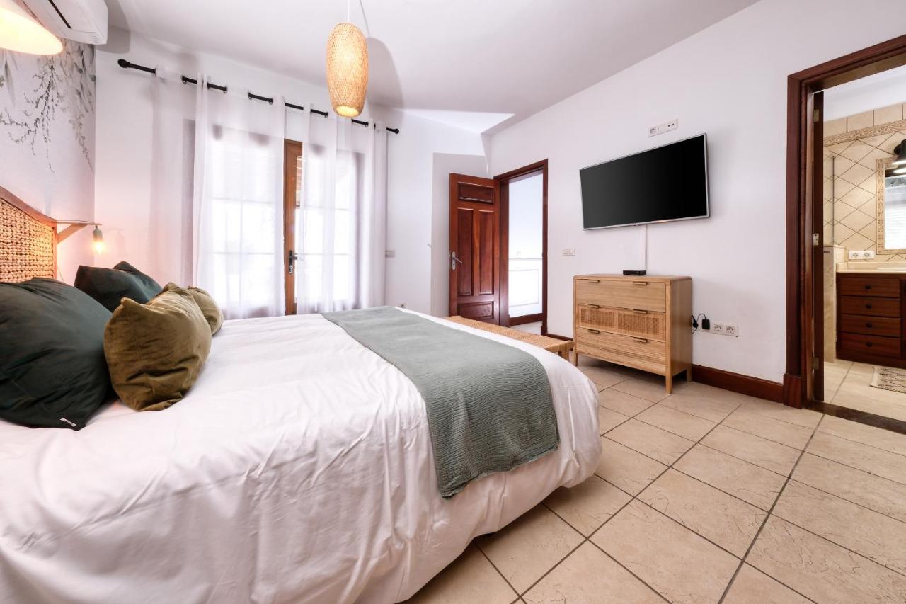 Casa Guayre-private Pool, Barbecue, Air-con * Puerto Calero
