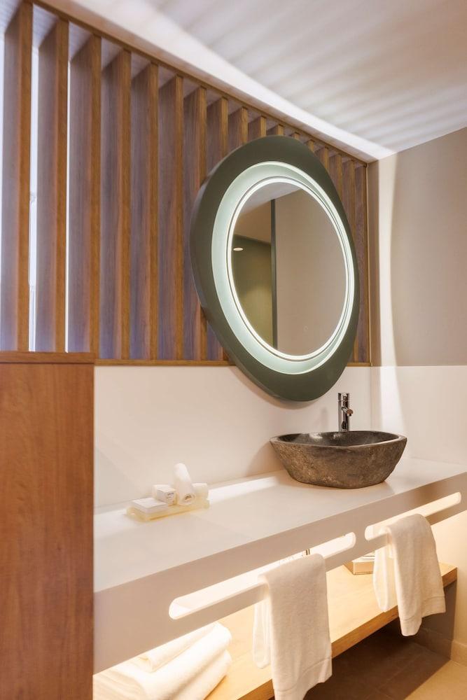 Radisson Blu Lanzarote - Adults Only +16 Hotel