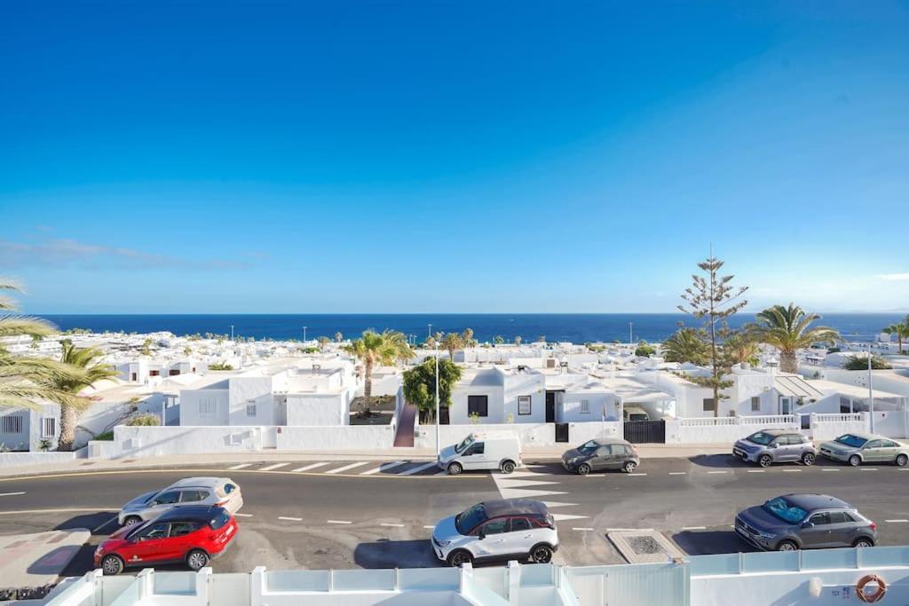 Apartment Rooftop Sea View With Jacuzzi And A/c