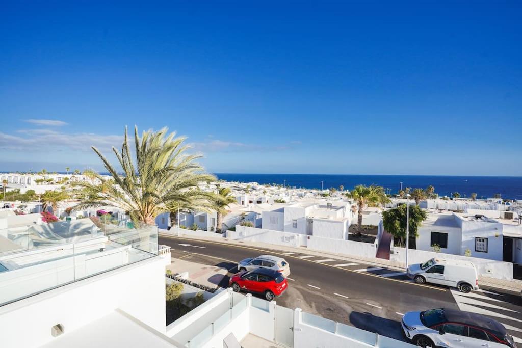Rooftop Sea View With Jacuzzi And A/c * Puerto del Carmen (Lanzarote)
