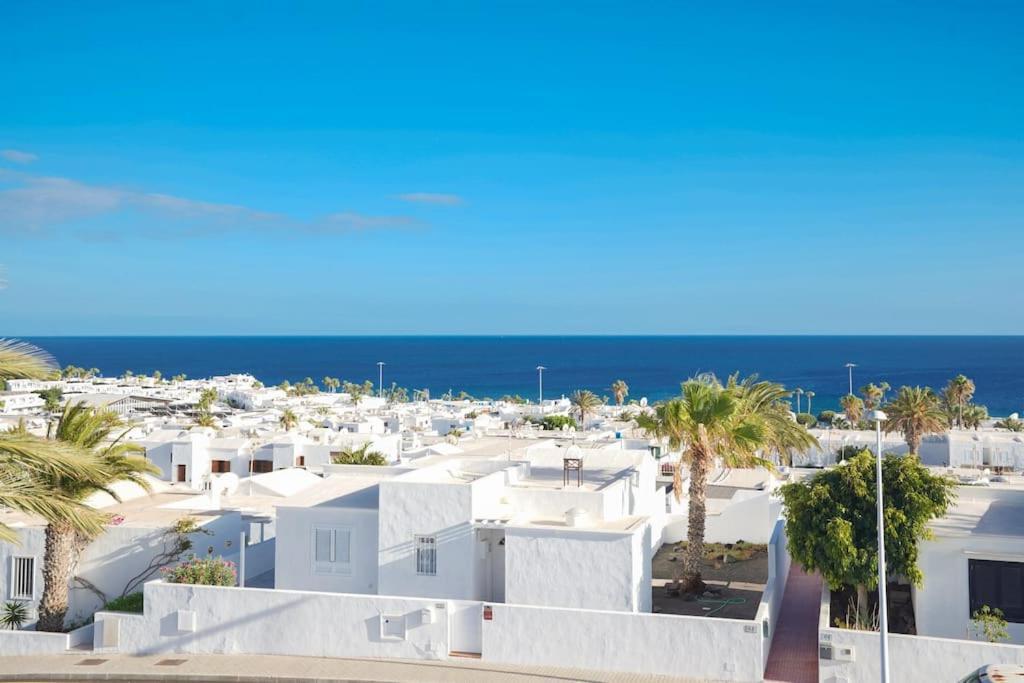 Rooftop Sea View With Jacuzzi And A/c Apartment