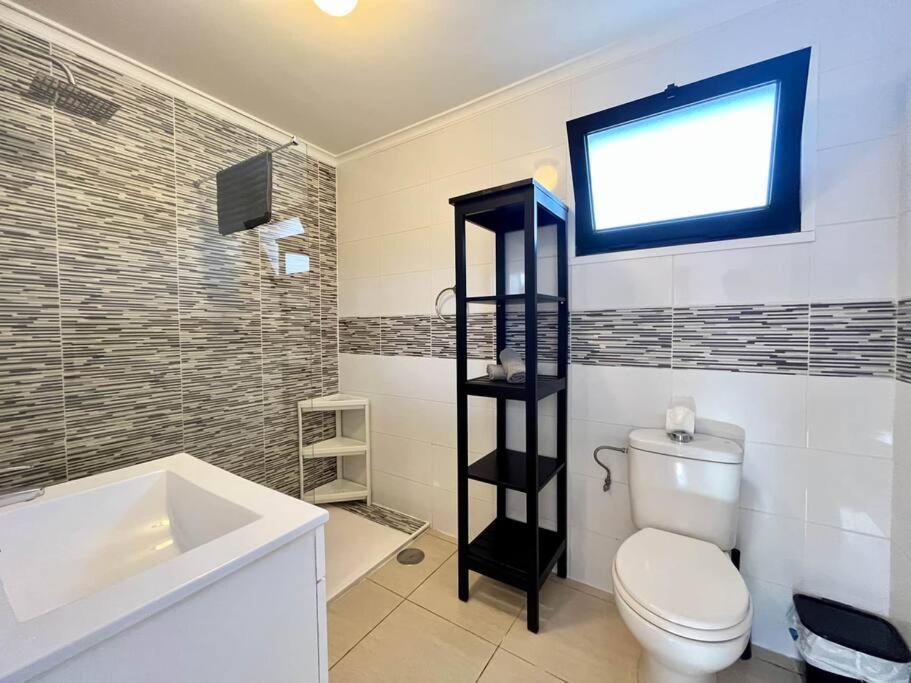 Pelicano Club 303 - 2 Bedroom In Puerto Del Carmen, Lanzarote