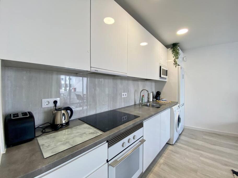 Casa De Los Suenos - 2 Bedroom Modern In Puerto Del Carmen *