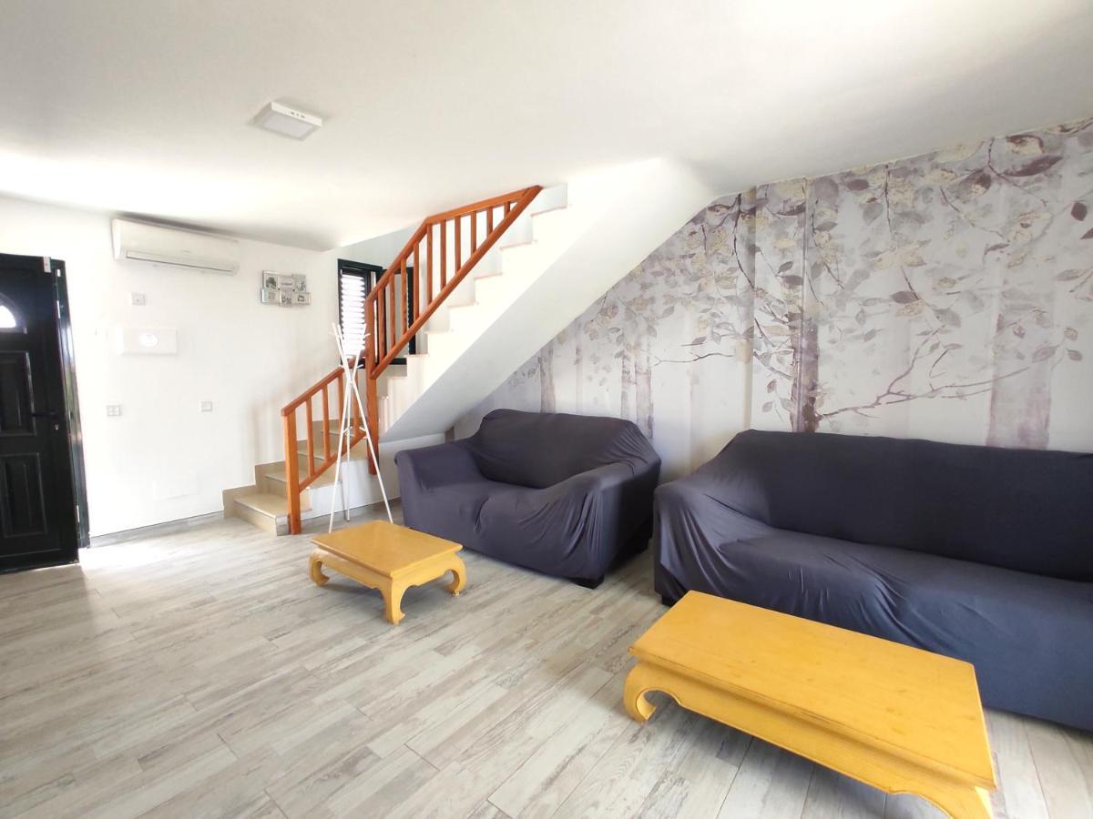 3 Private - 3 Privadas Shared Duplex Gara With Private Pool *