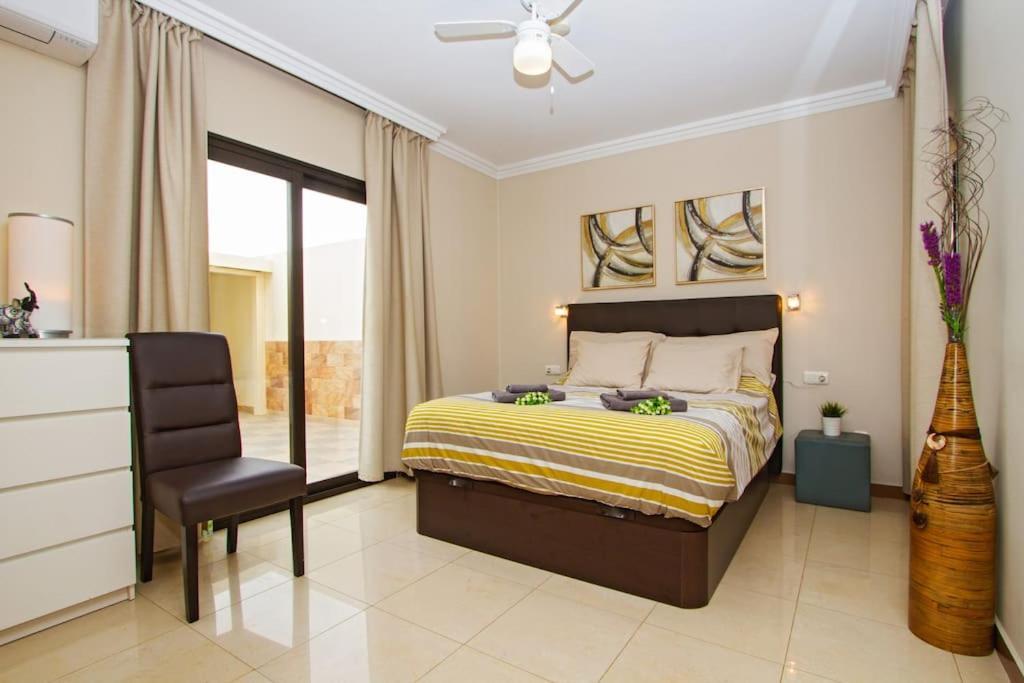 Riviera Park 2b, 2 Bed Apartamento