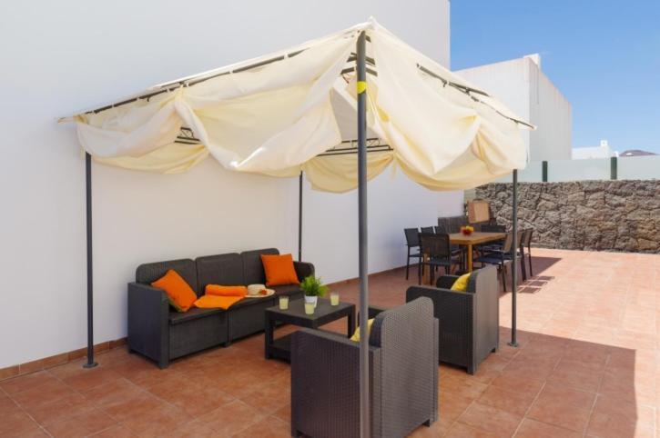 Villa Spacious Private & Private Heated Pool - Sunshine Costa Teguise