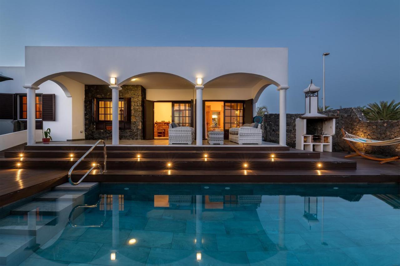 Maylands Villa *