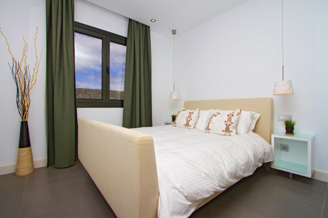 Luxury Mojones Short Walk To Old Town Private Heated Pool Mojones Angie Puerto Del Carmen Villa *