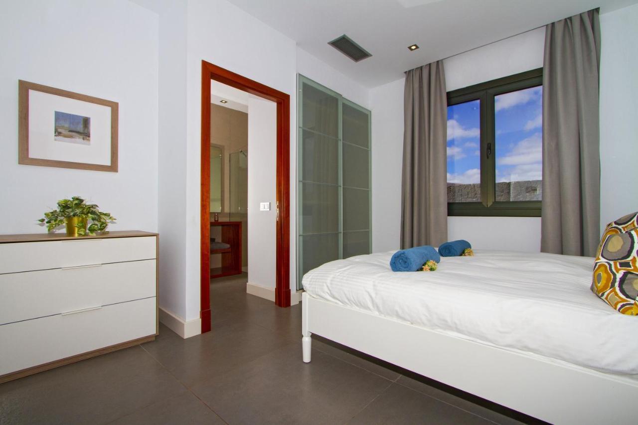 Villa Luxury Mojones Short Walk To Old Town Private Heated Pool Mojones Angie Puerto Del Carmen Tías