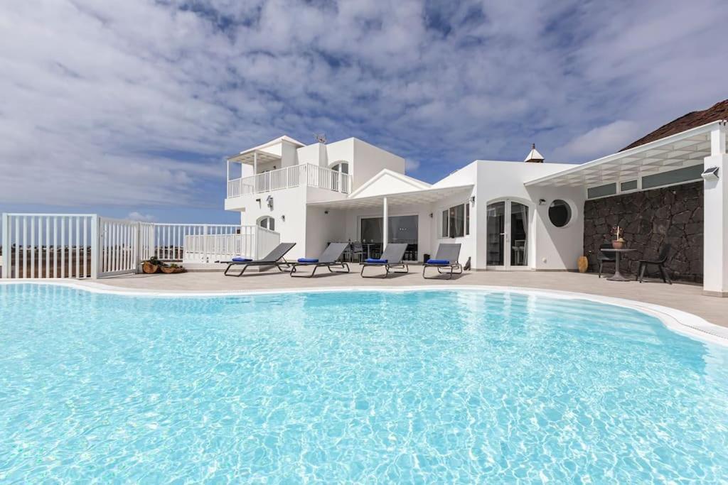 Villa Ocean Views And Relax In Lanzarote Playa Blanca (Lanzarote)