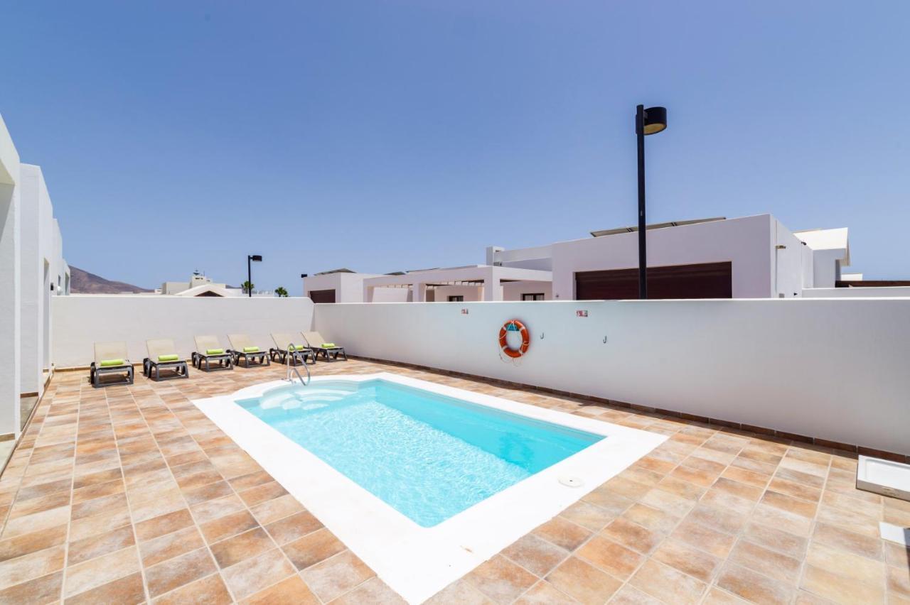 Villa Almudena By *