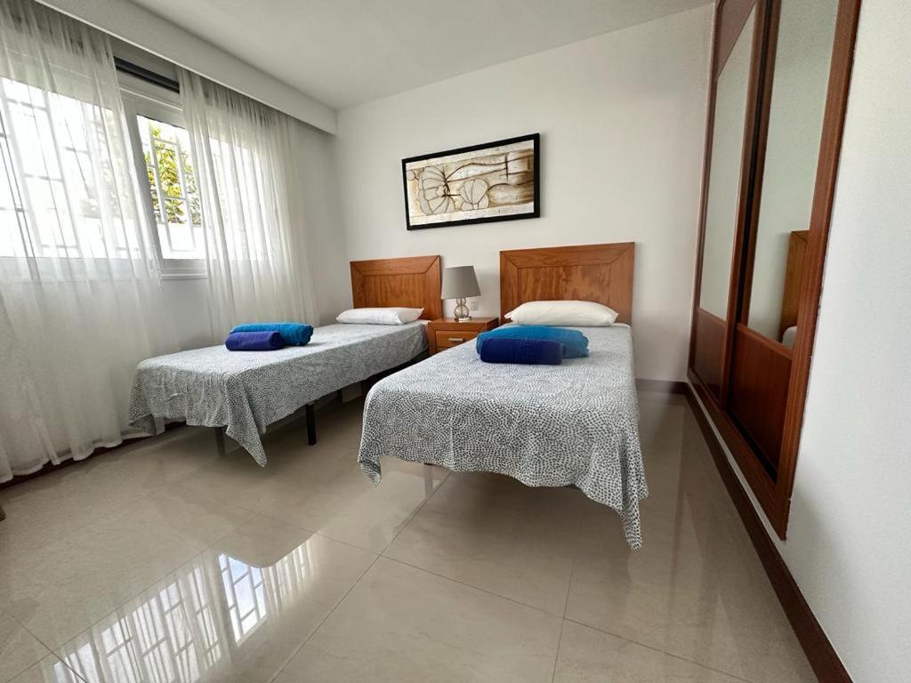 Sea View With Direct Access To Boulevard *