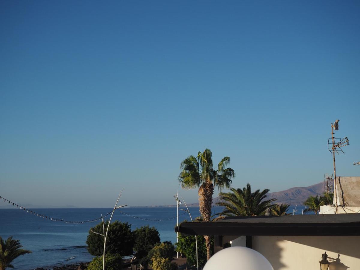 Sea View With Direct Access To Boulevard *