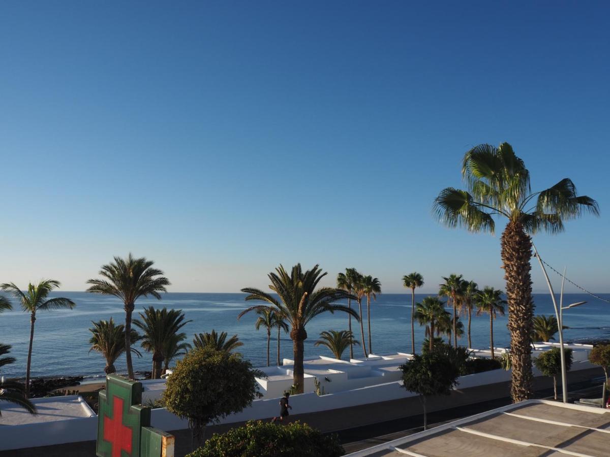 Sea View With Direct Access To Boulevard Apartamento