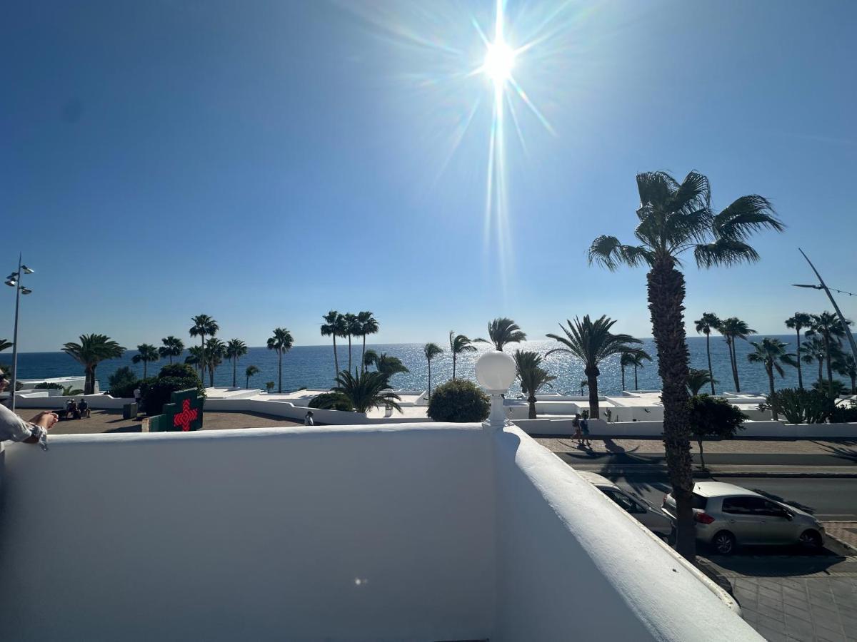 Sea View With Direct Access To Boulevard Apartamento