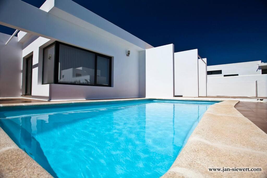 Andy Lanzarote Villa *