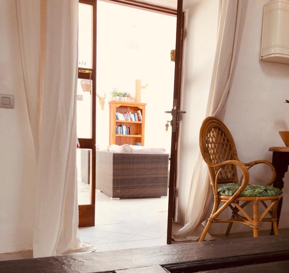 Apartamento Rincon Botanico - Shared Pool - Island Location - 10 Mins Drive To Famara And La Santa *
