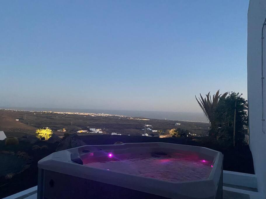 Private Loft-sea Views-jacuzzi Apartamento