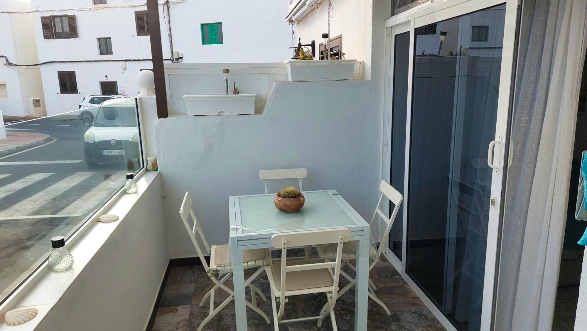 Spacious In Arrieta With Terrace *