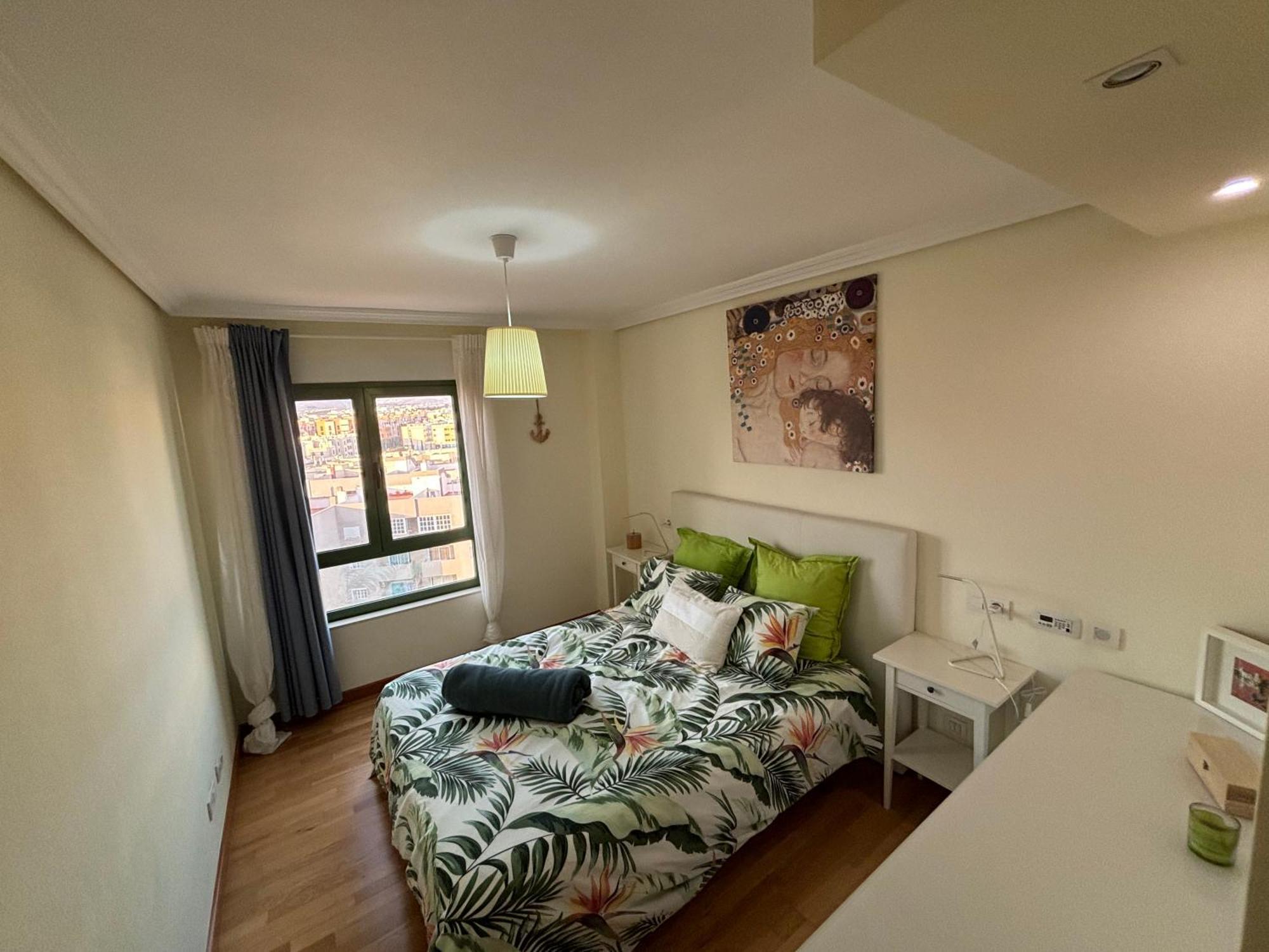 Apartment Atico El Reducto Views